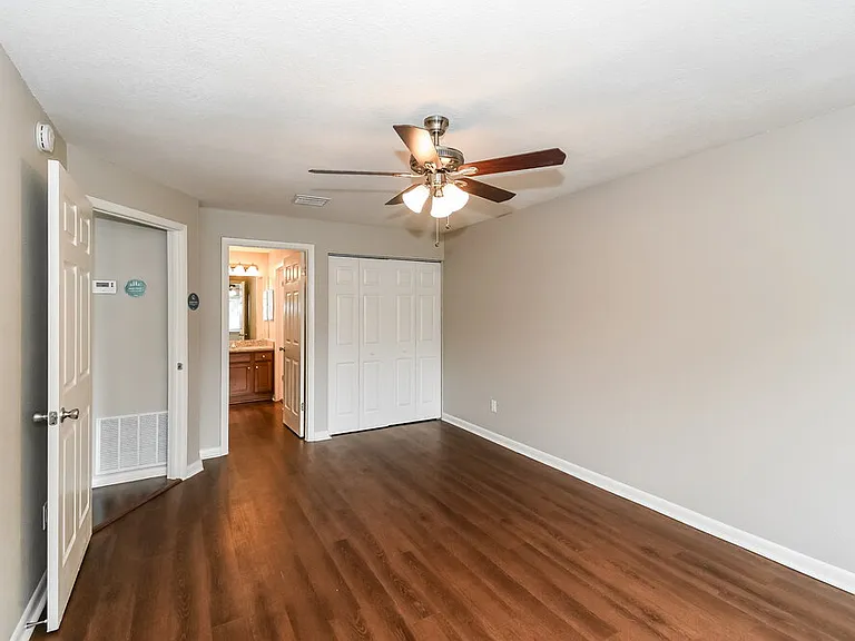 10335 Arrow Forest Ct — Photo 11