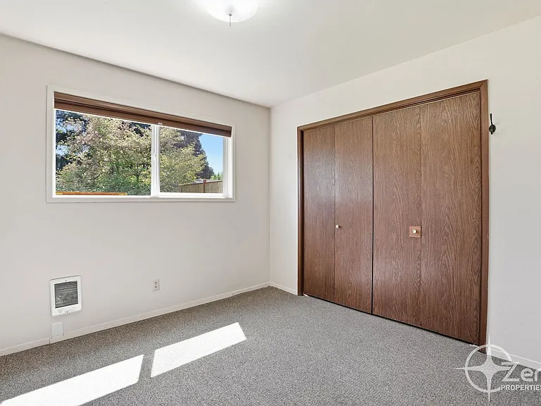 166 Virginia St #B — Photo 15