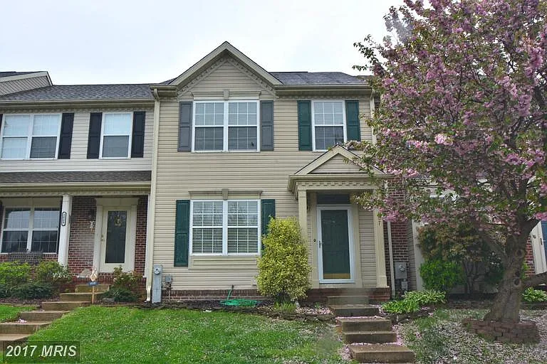 2007 Pointview Cir photo 1