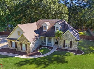 8053 Broadacres Rd, Shreveport, LA 71129