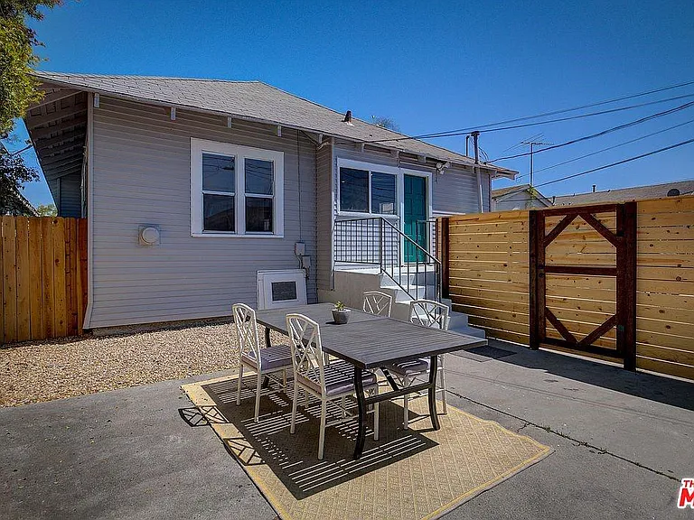 3871 S Hobart Blvd — Photo 30