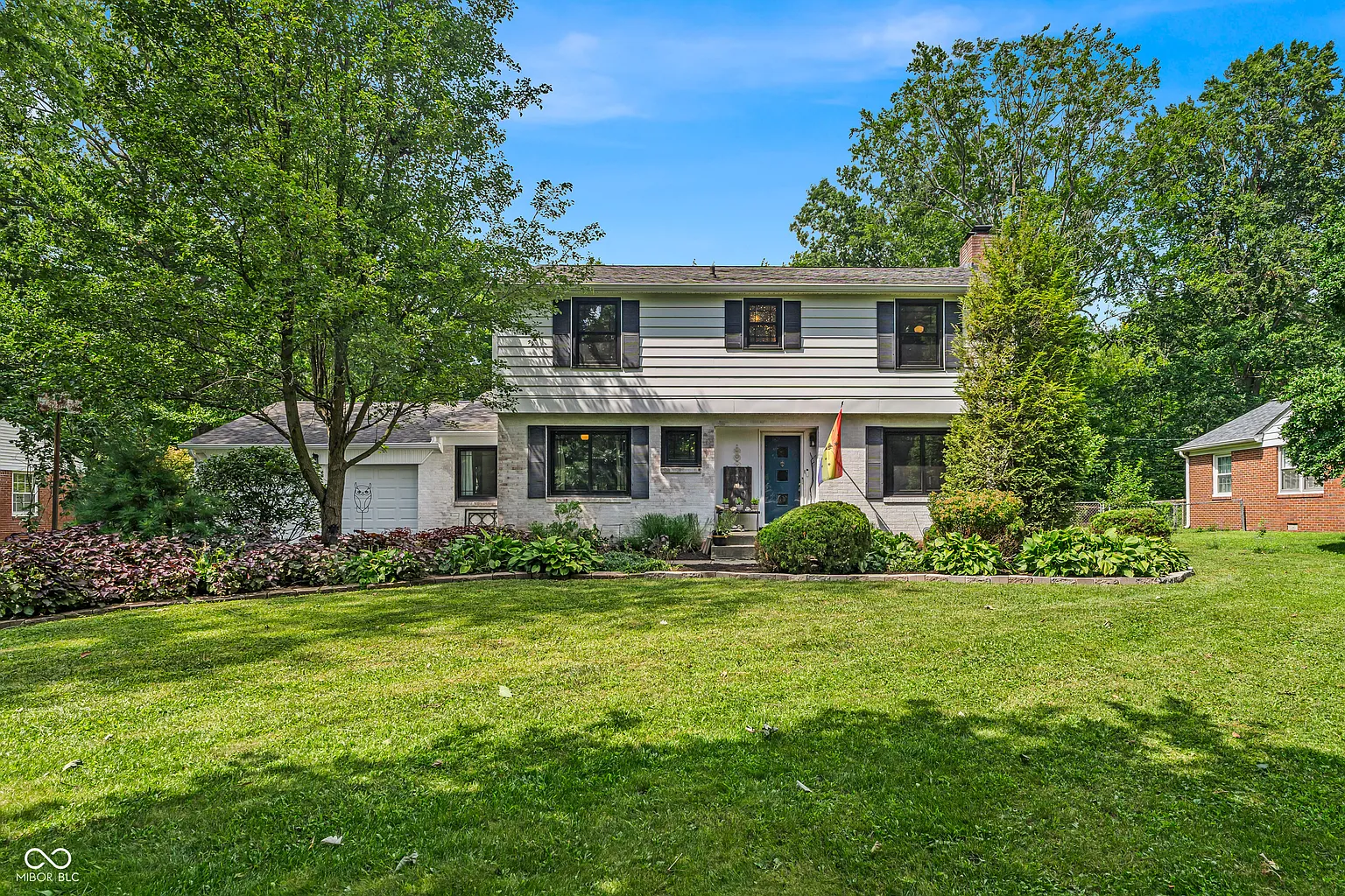 926 Oakwood Trl photo 1