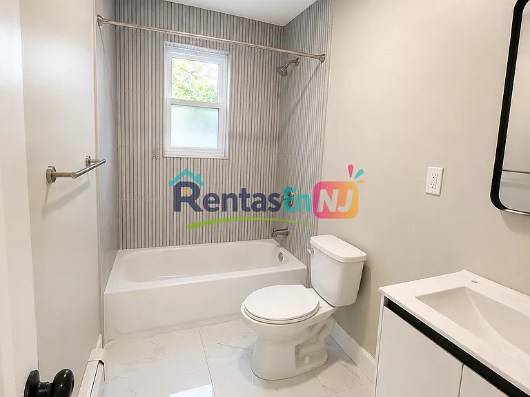 9 Stecher St #2S — Photo 2