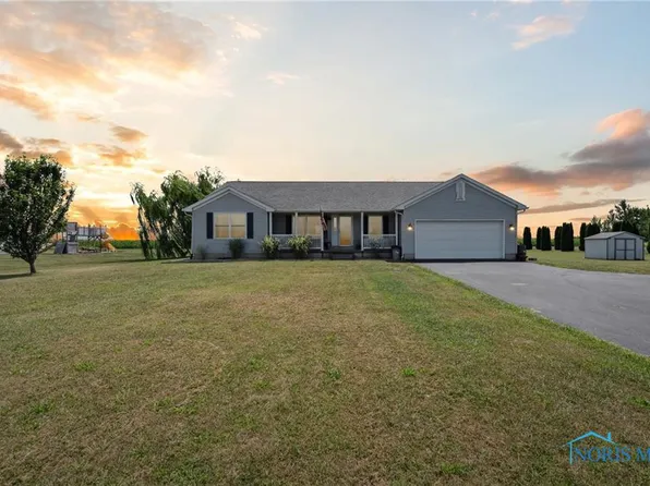 11701 Newton Rd, Bowling Green, OH 43402