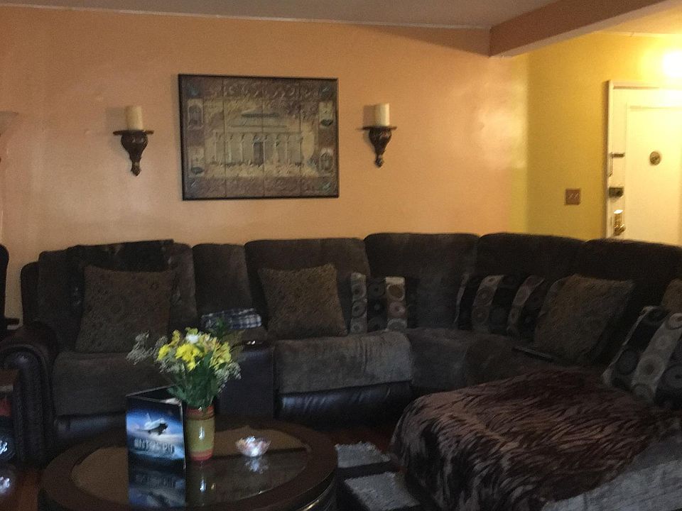 1st image of 30 Fleetwood Ave