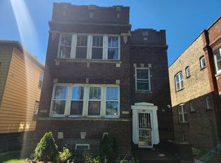 321 W 118th St, Chicago, IL 60628