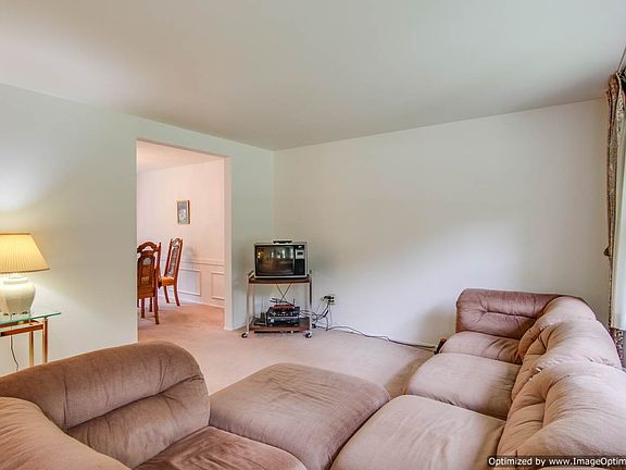 Spacious Living Room