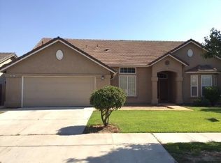 15861 W Stanislaus Ave, Kerman, CA