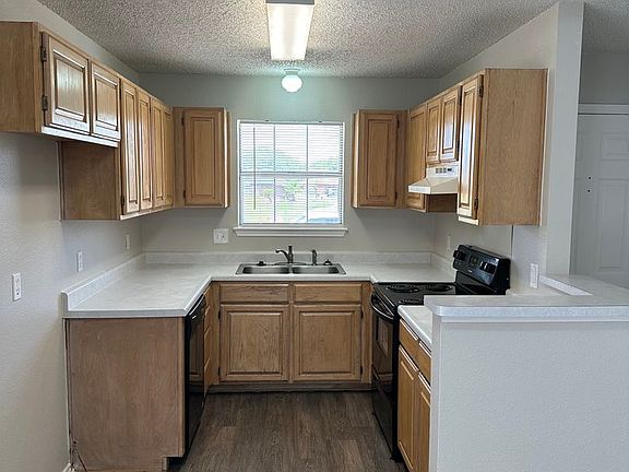 4th image of 3106 Stoney Grv