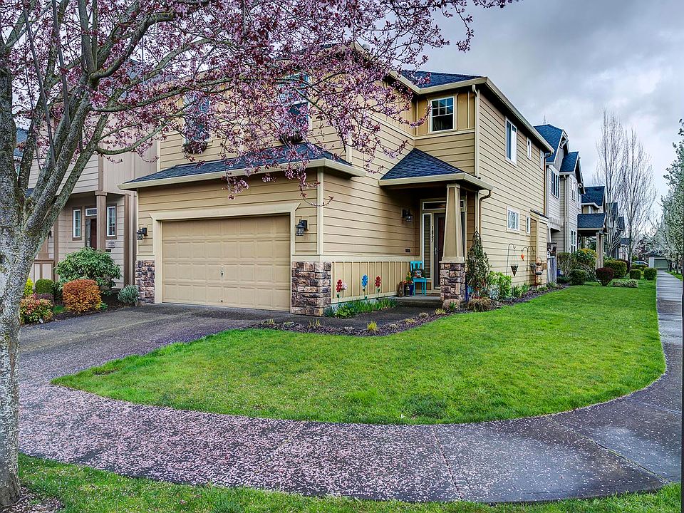 1st image of 1857 SE Water Lily St