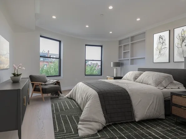 577 Massachusetts Ave #Penthouse, Boston, MA 02118