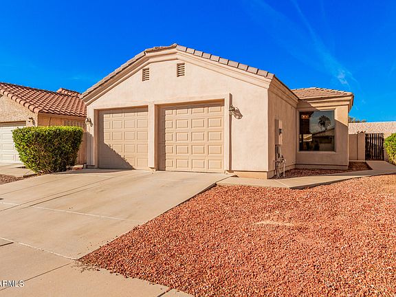 2nd image of 2137 N SWEETWATER Drive