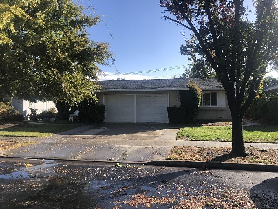 1st image of 700 Monica Ln