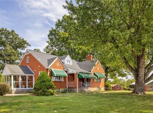 3700 Mount Troy Rd, Pittsburgh, PA 15212