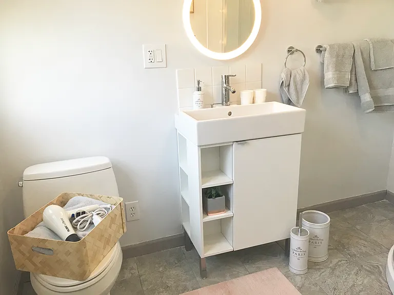 440 Riddle Rd — Photo 6