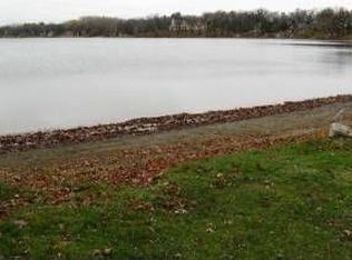 3220 Hamline Ave N, Arden Hills, MN 55112