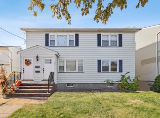 667 9th St FLOOR 2, Secaucus, NJ 07094