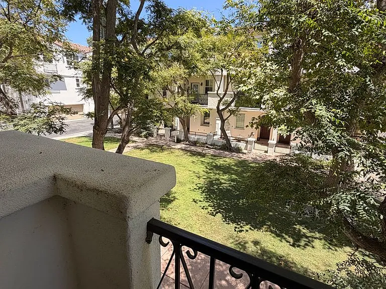 172 Beach Side Ct — Photo 28