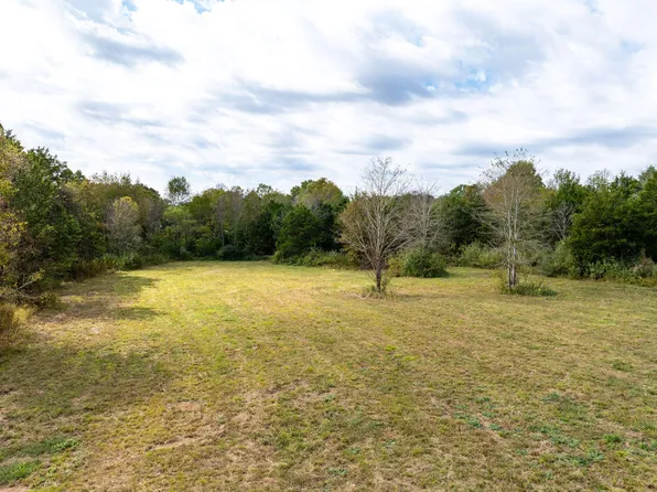 8002&8028 Abraham Ln, Ooltewah, TN 37363