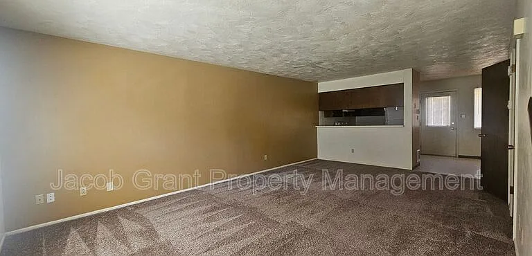 693 N Fanning Ave #699 — Photo 2
