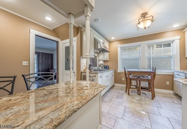 366 Gregory Ave — Photo 16