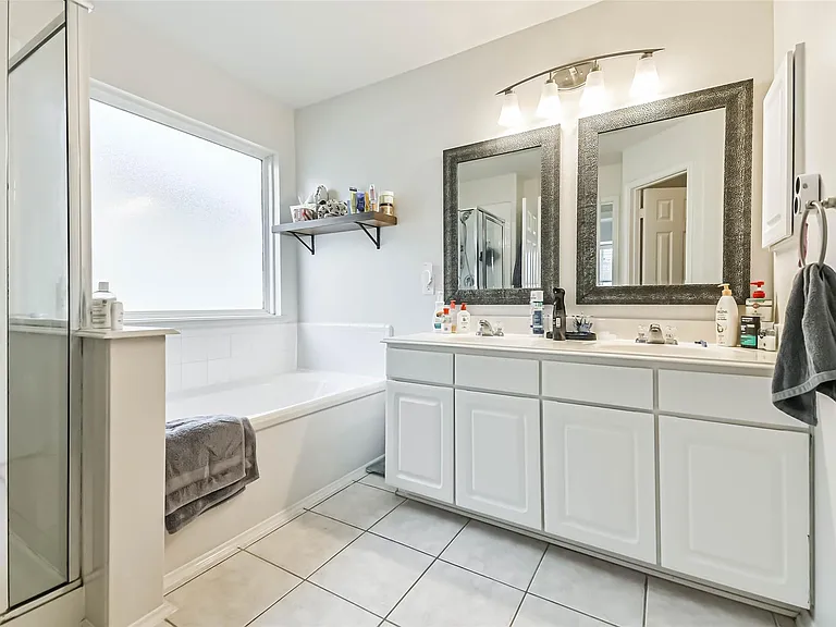 22538 Goss Spring Ct — Photo 25