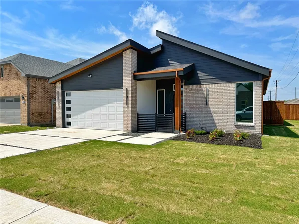 116 Hesed St, Greenville, TX 75402