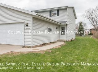 2133 W Jonathon Dr, Appleton, WI 54914