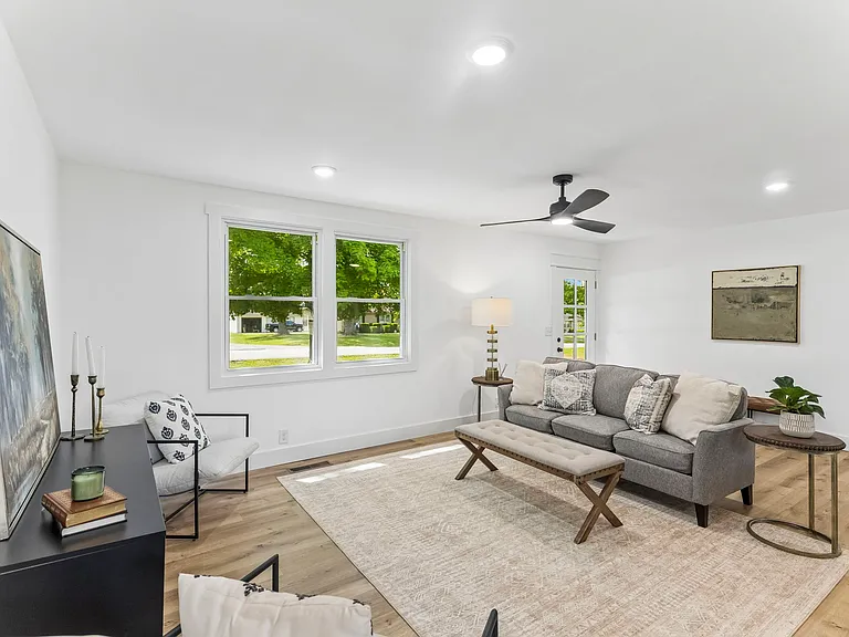 4006 Westwood Dr — Photo 16