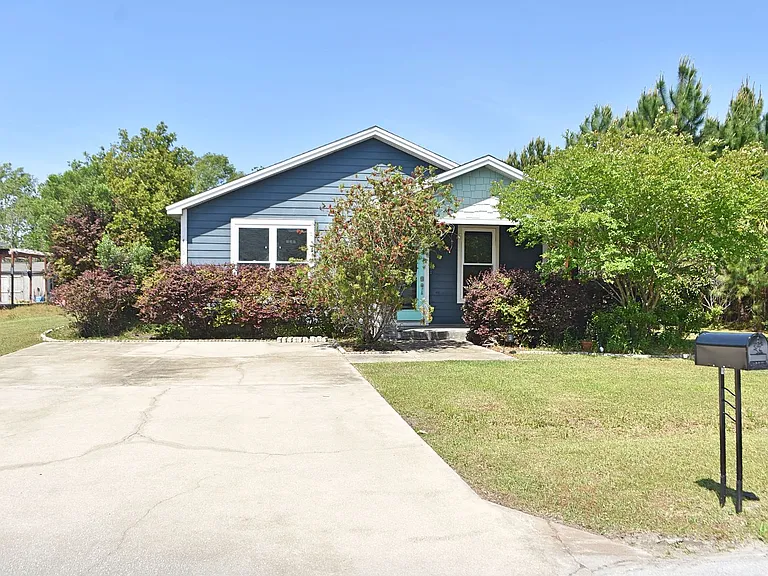 416 Tropical Way — Photo 1
