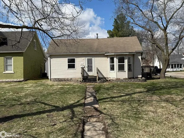 1401 S 14th St, Burlington, IA 52601