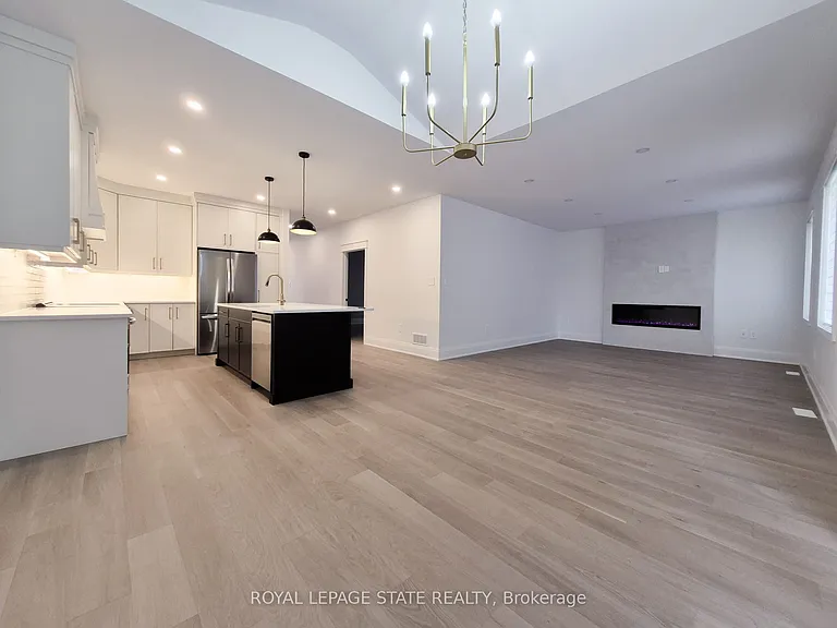 115 Chesley St #MAIN — Photo 10