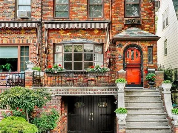 129 97th St, Brooklyn, NY 11209