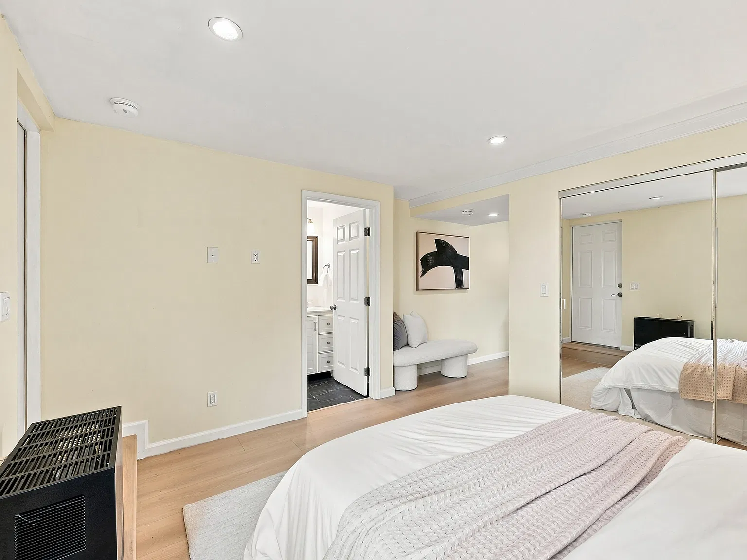 525 Larch Ave — Photo 4