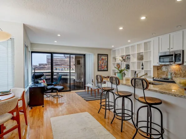 125 Surf Way APT 309, Monterey, CA 93940