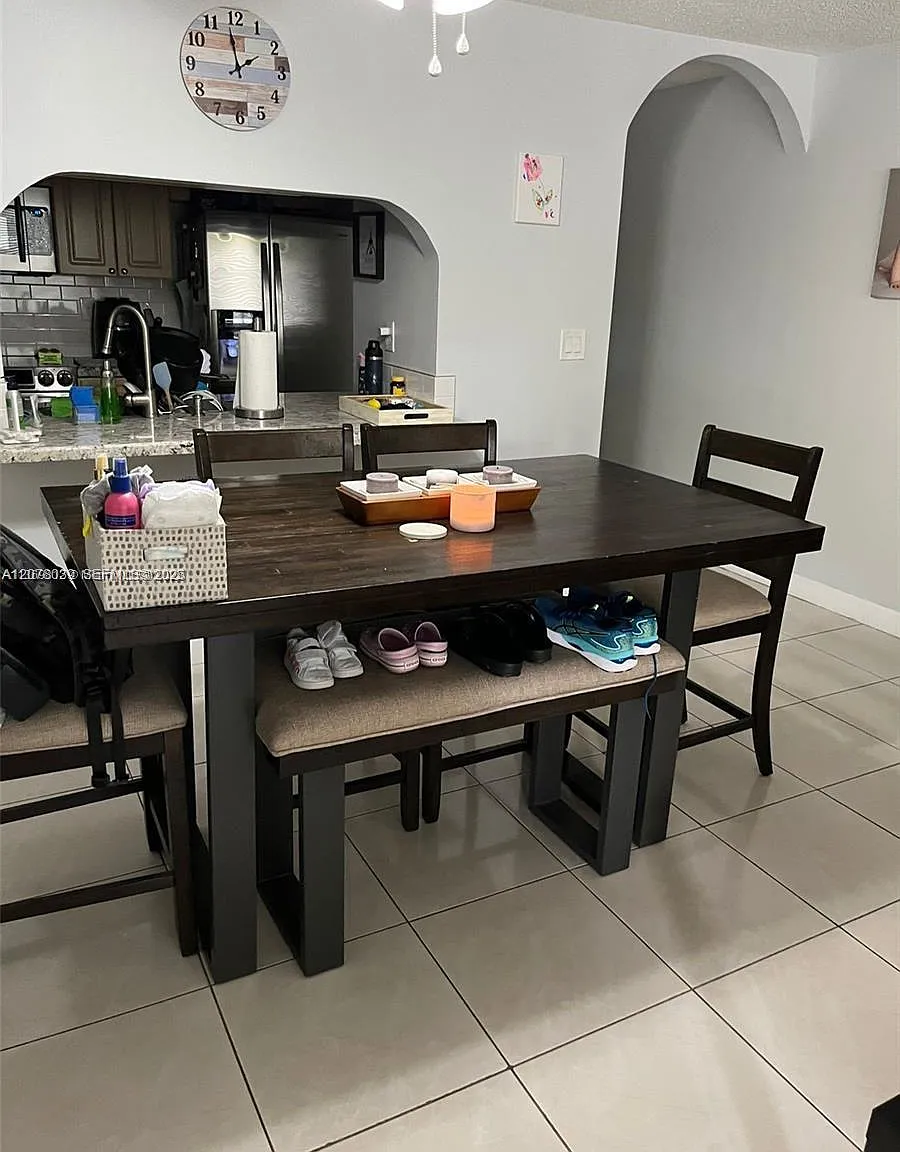 Las Brisas Village Condo — Photo 2
