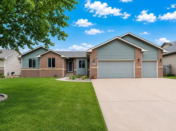 2536 E Saint Andrew Ct, Goddard, KS 67052