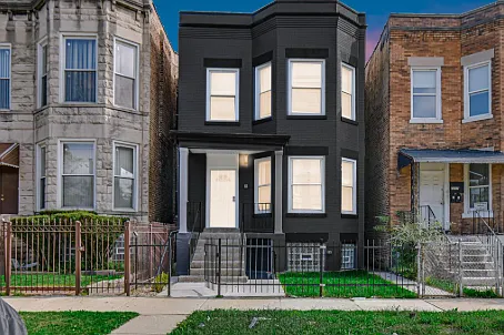 2 bed, 1000 sqft, $1,800 — Photo 3