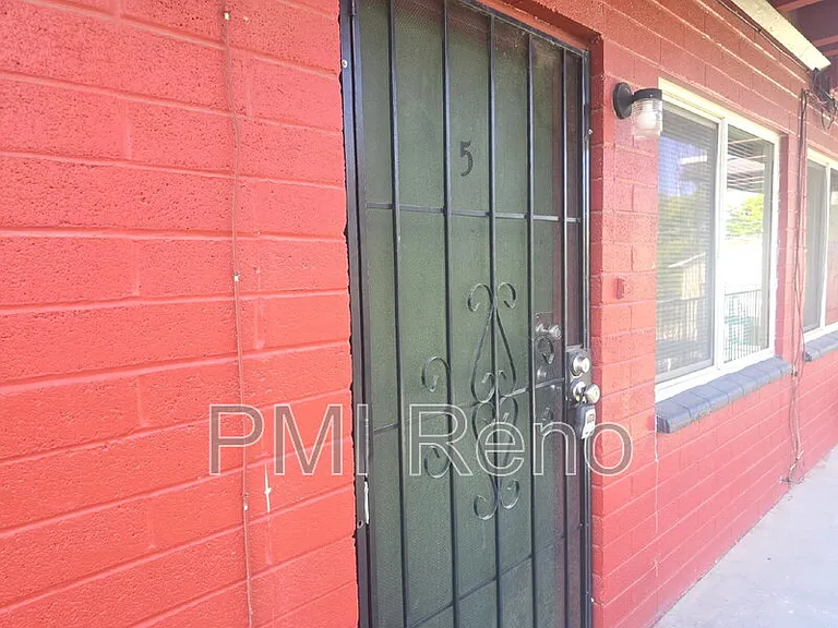 780 Lander St #5 — Photo 2