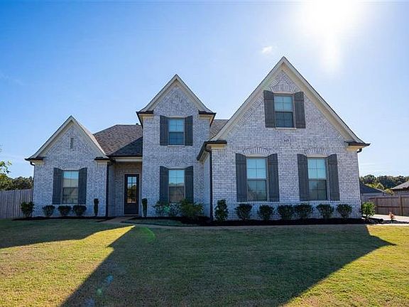 4th image of 145 Oak Hollow Dr