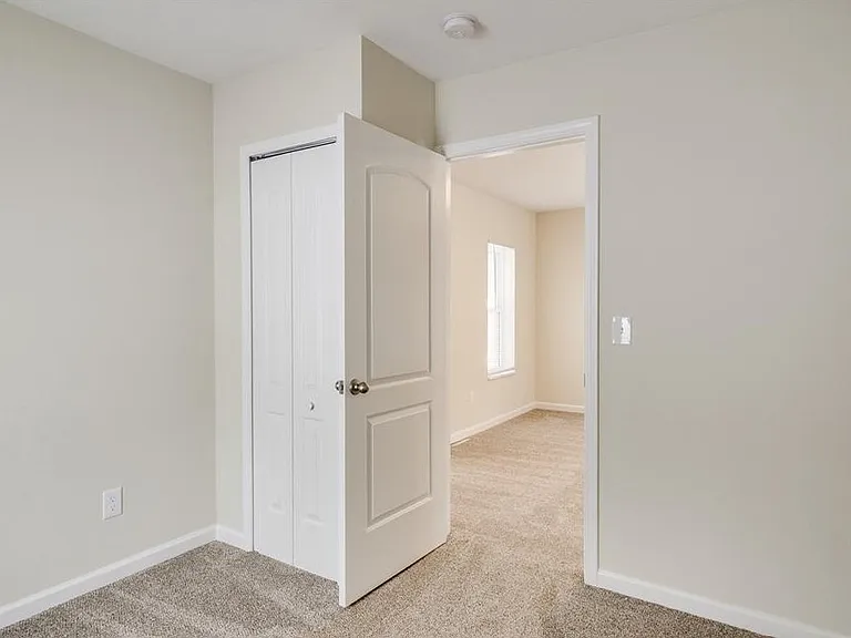 2365 Welch Rd — Photo 11