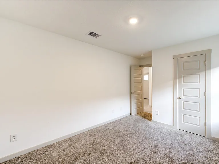 29430 Travis Trce — Photo 23