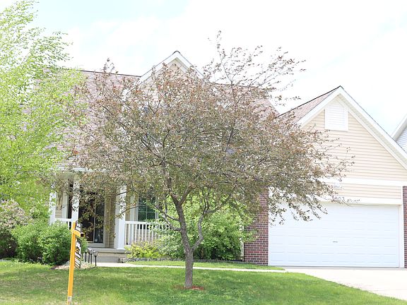 2nd image of 3903 Westlawn Dr