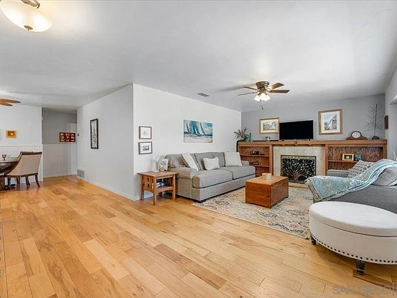 3rd image of 10451 Ironwood Ave