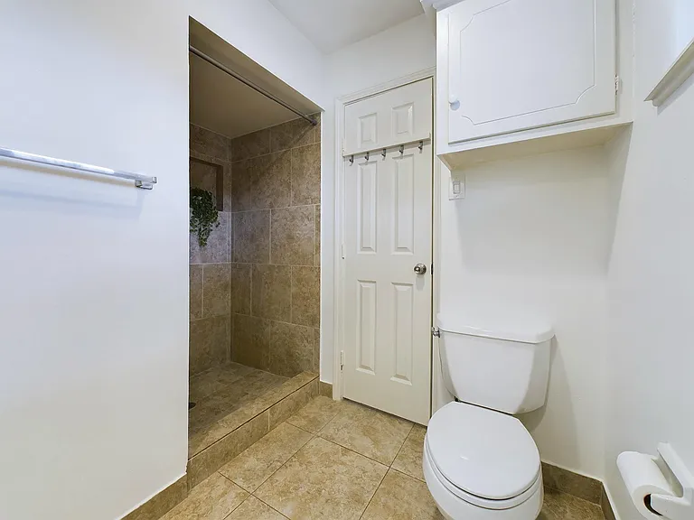 5627 Winsome Ln — Photo 22