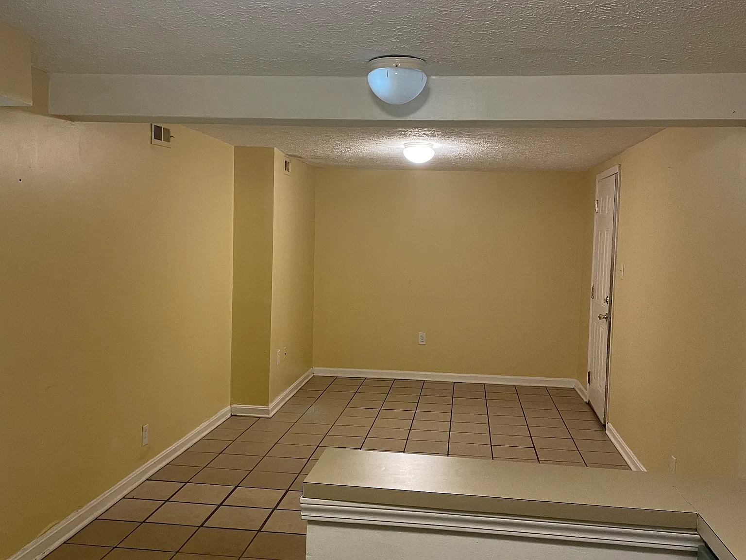Heather Lane Apts — Photo 2