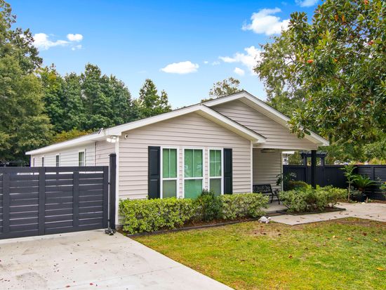 3445 Island Estates Dr, Johns Island, SC 29455