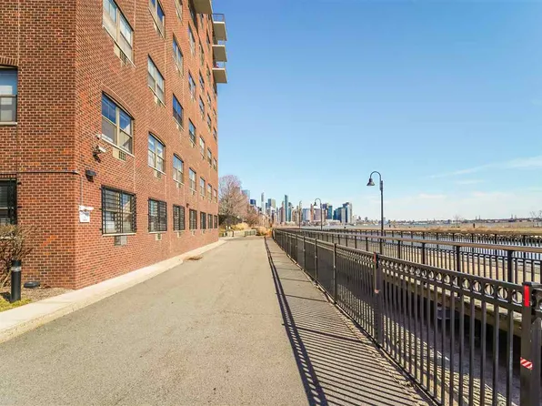 1 Greene Street image 19 of 22