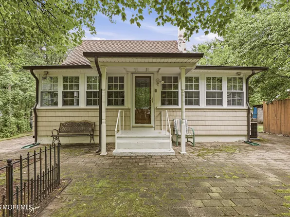 23 Spring Street, Jackson, NJ 08527