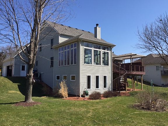 2nd image of 27433 Pond Dr
